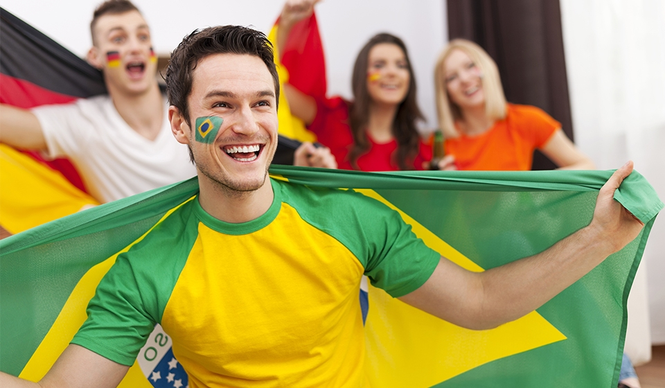 01_Torcida em casa.jpg